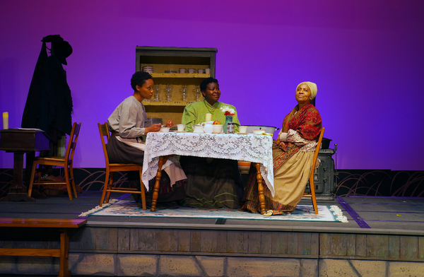 Photo Flash: Bronzeville Arts Ensemble Debuts FLYIN' WEST Image