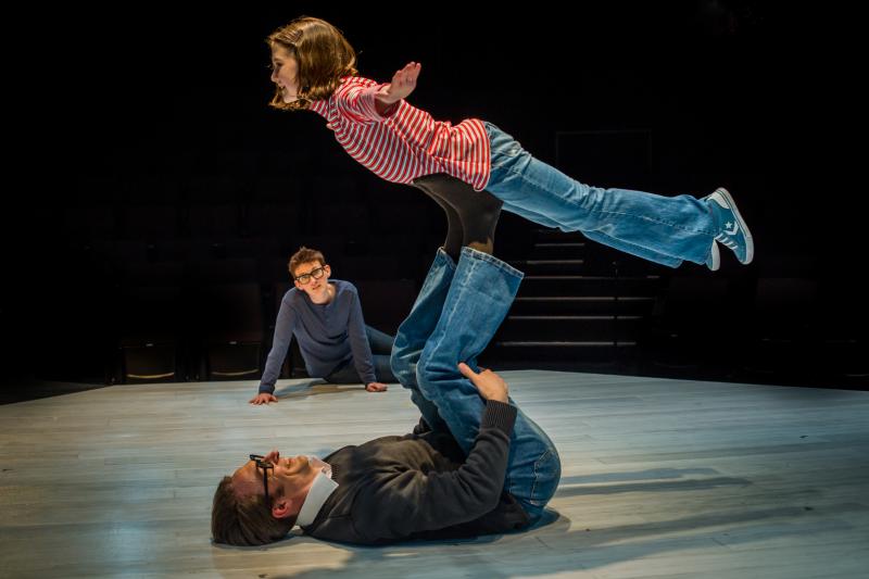 Review: FUN HOME at ARDEN THEATRE COMPANY Image