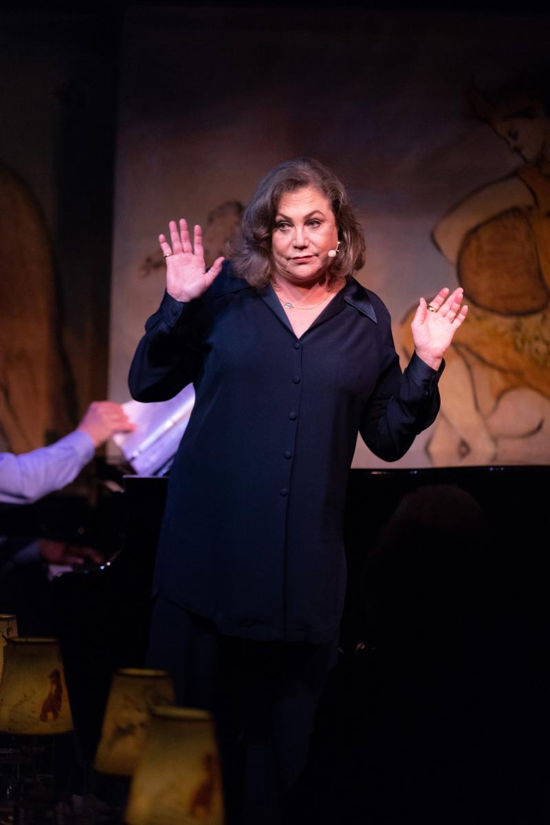 Review: Kathleen Turner Harnesses Her Power in FINDING MY VOICE at Cafe Carlyle Image