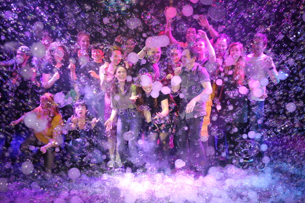 Photo Flash: PUFFS Visits THE GAZILLION BUBBLE SHOW Image
