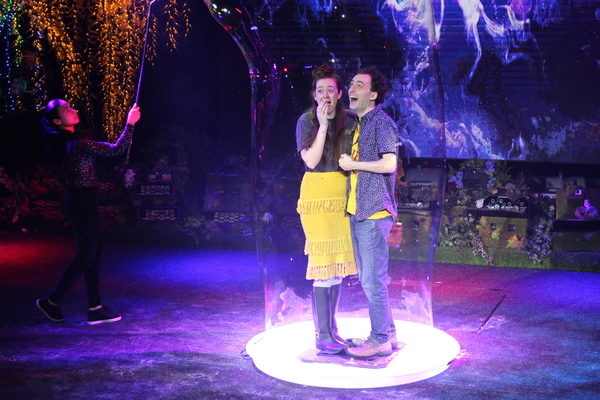 Photo Flash: PUFFS Visits THE GAZILLION BUBBLE SHOW Image