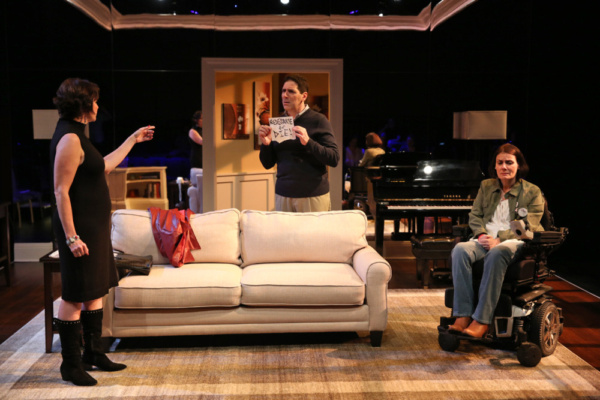 Photo Flash: First Off-Broadway Revival Of A.R. Gurney's THE FOURTH WALL Image