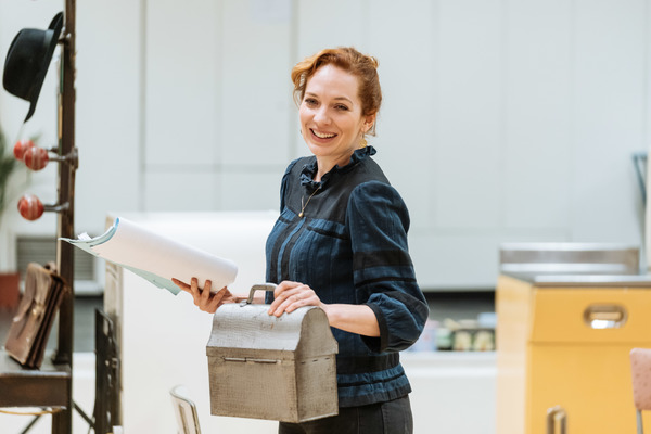 Photo Flash: In Rehearsal with Katherine Parkinson and the Cast of HOME, I'M DARLING 