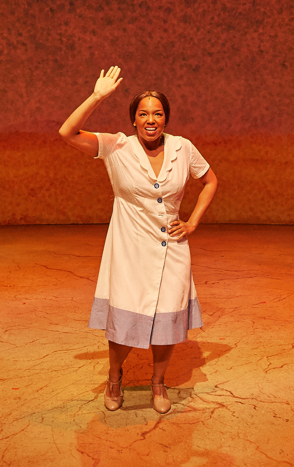Photo Flash: 110 IN THE SHADE Comes to Theatrical Outfit Image