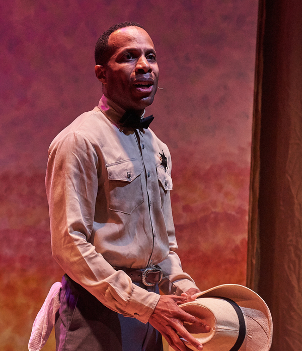 Photo Flash: 110 IN THE SHADE Comes to Theatrical Outfit Image