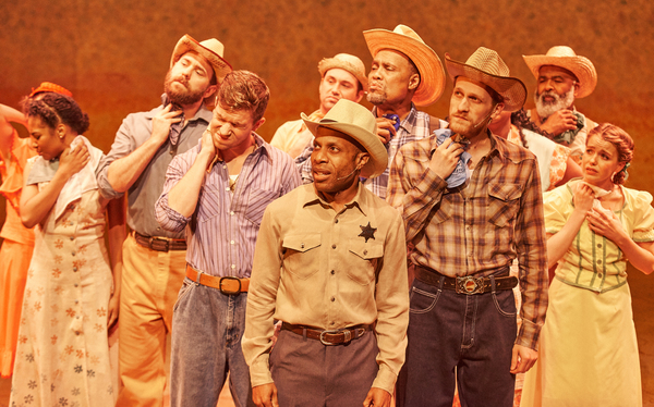 Photo Flash: 110 IN THE SHADE Comes to Theatrical Outfit 