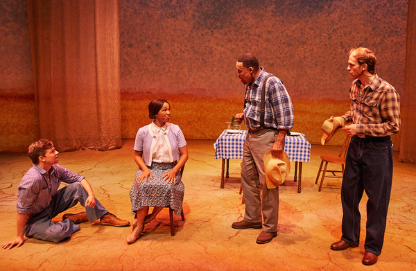 Photo Flash: 110 IN THE SHADE Comes to Theatrical Outfit Image