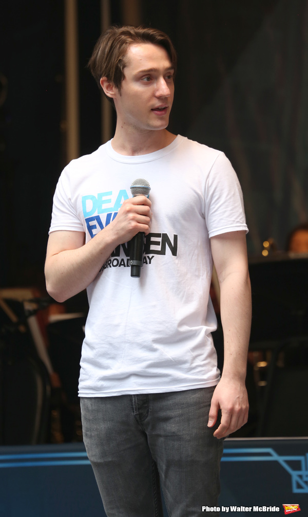 Photo Coverage: Check Out Photos From STARS IN THE ALLEY, Including Performances by DEAR EVAN HANSEN, SPONGEBOB, and More Image