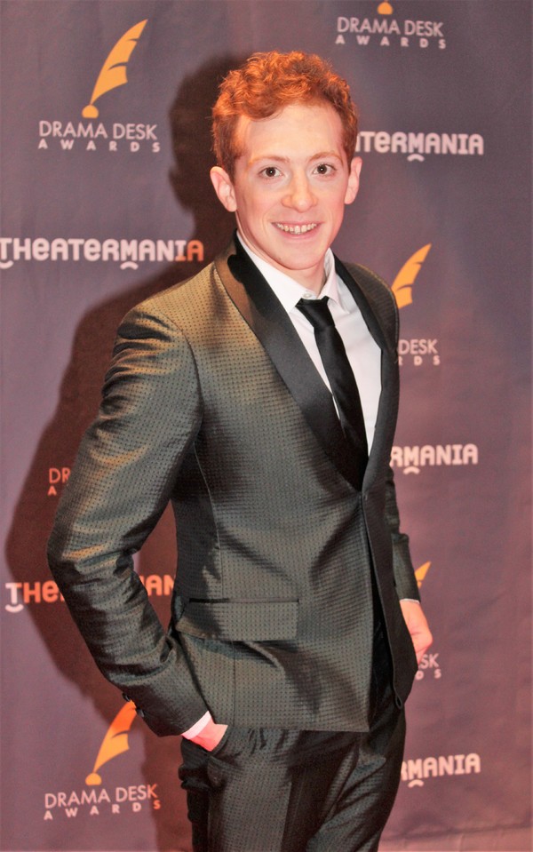 Photo Coverage: On the Red Carpet at the Drama Desk Awards! Image