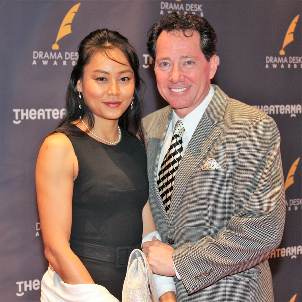 Photo Coverage: On the Red Carpet at the Drama Desk Awards! Image