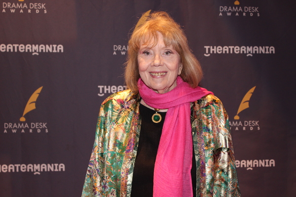 Photo Coverage: On the Red Carpet at the Drama Desk Awards! Image