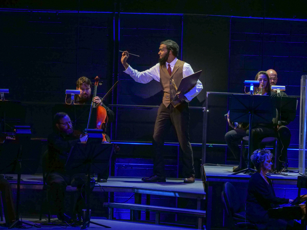 Photo Flash: First Look at SUNDAY IN THE PARK WITH GEORGE at ZACH Theatre Image