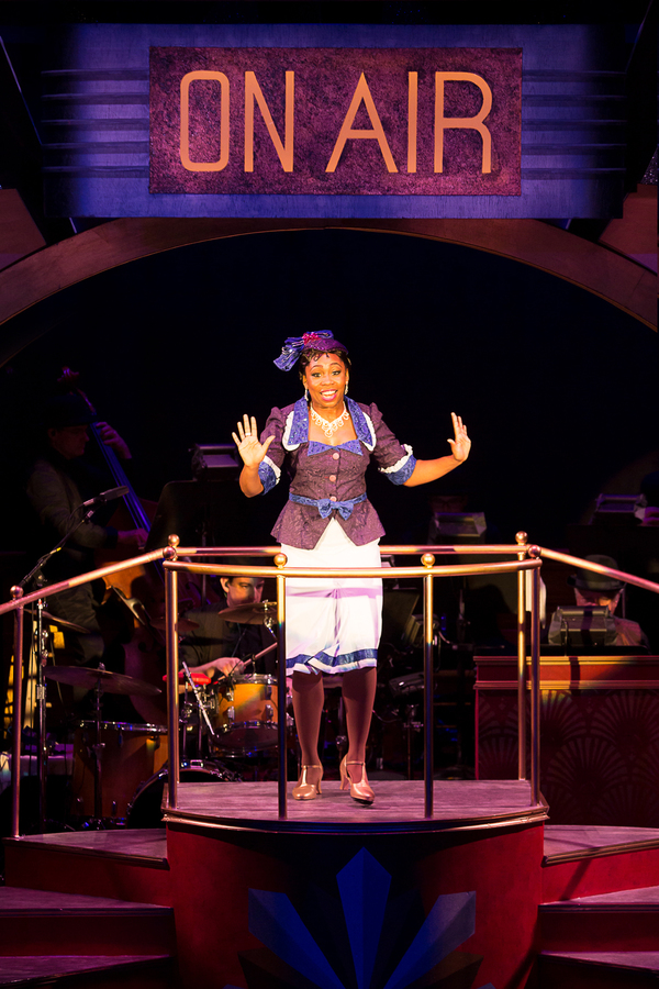 NaTonia MonÃ©t in AINâ€™T MISBEHAVINâ€™ The Fats Waller Musical Show play Photo