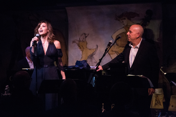 Photo Flash: Actress Gina Gershon Makes Cafe Carlyle Debut Image