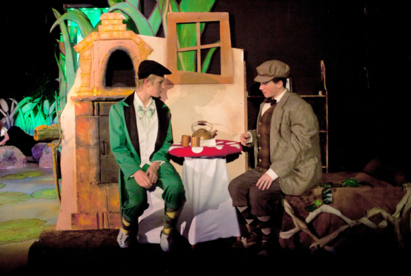 Photo Flash: A YEAR WITH FROG AND TOAD KIDS Opens This Weekend 