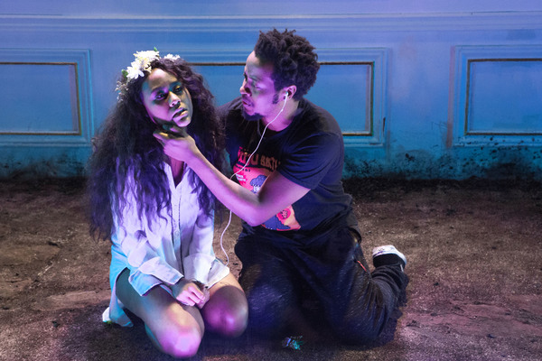 Photo Flash: The Gift Theatre Presents Shakespeare Classic HAMLET Image