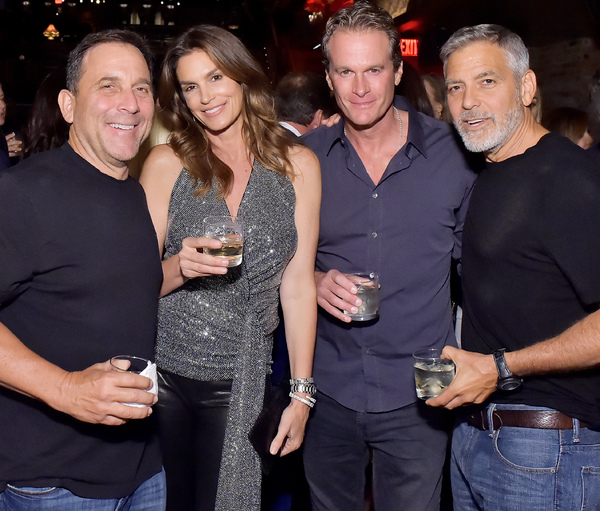 LOS ANGELES, CA - JUNE 08:  (L-R) Mike Meldman, Cindy Crawford, Rande Gerber and Geor Photo