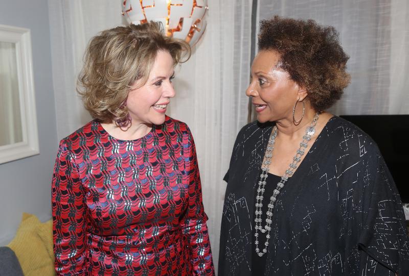 VIDEO: Leslie Uggams Visits CAROUSEL and Sings 'June Is Bustin' Out All Over' With Renee Fleming  Image