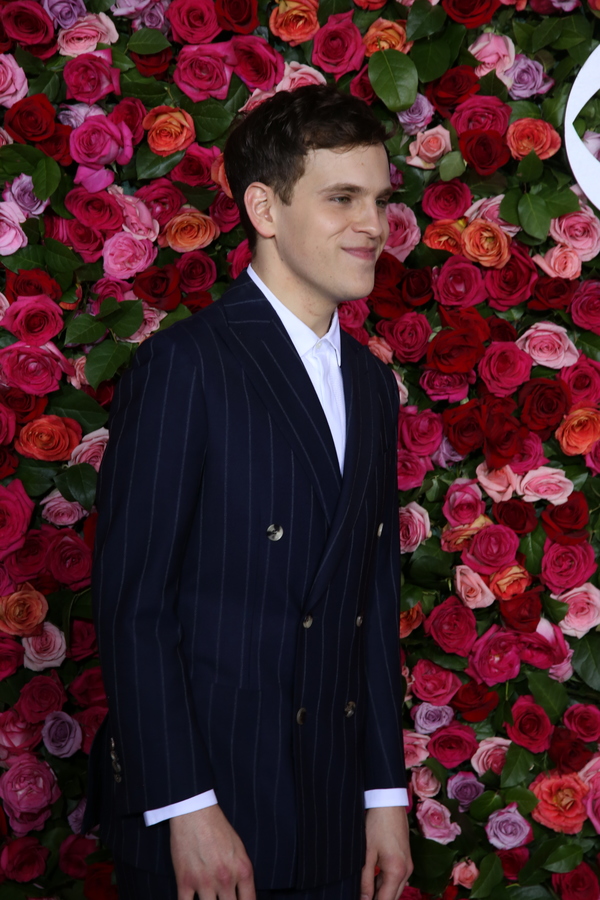 Photo Coverage: Stars Strut the Red Carpet at the 2018 Tony Awards! Image
