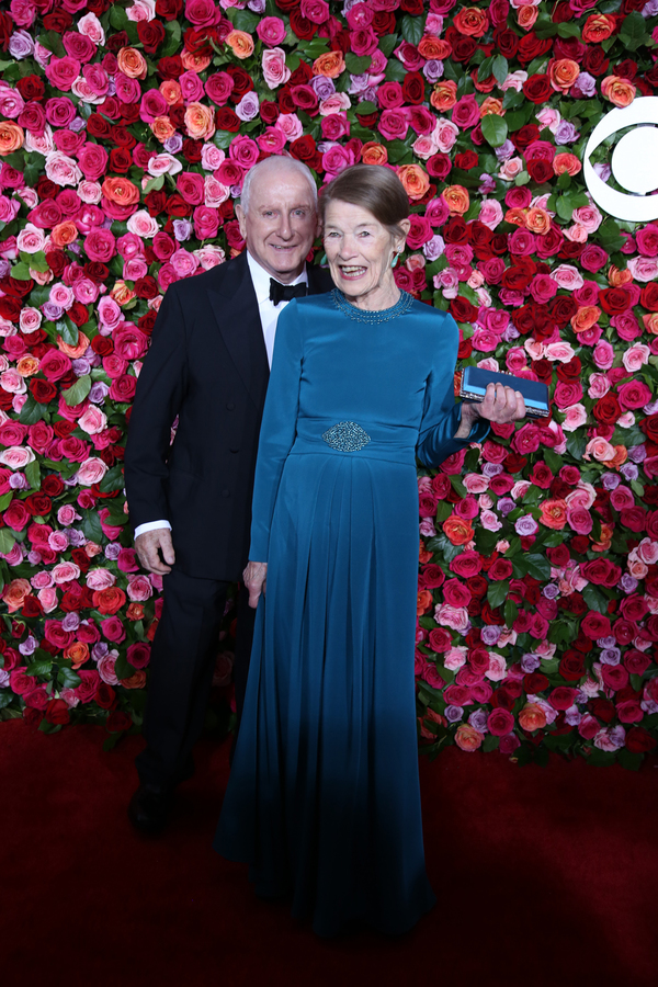 Photo Coverage: Stars Strut the Red Carpet at the 2018 Tony Awards! Image