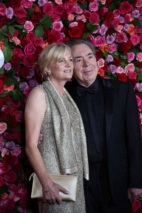 Photo Coverage: Stars Strut the Red Carpet at the 2018 Tony Awards! Image