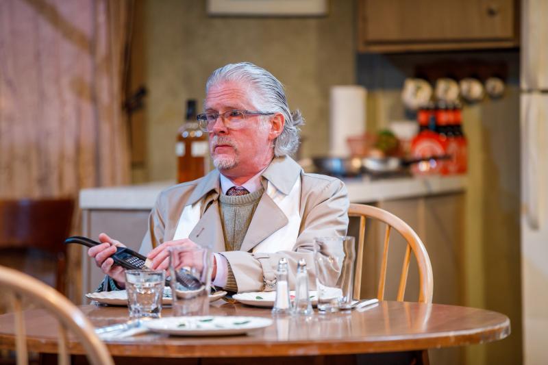 Review: SKYLIGHT at South Bend Civic Theatre 