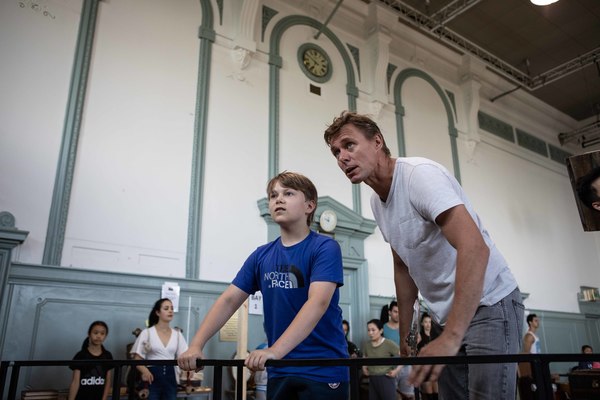 Photo Flash: Inside Rehearsal For THE KING AND I Image