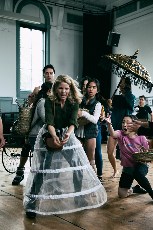 Photo Flash: Inside Rehearsal For THE KING AND I Image
