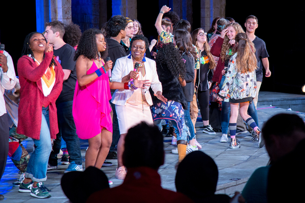 Photo Coverage: Public Theater Celebrates 40th Anniversary of RUNAWAYS at Annual Gala! Image