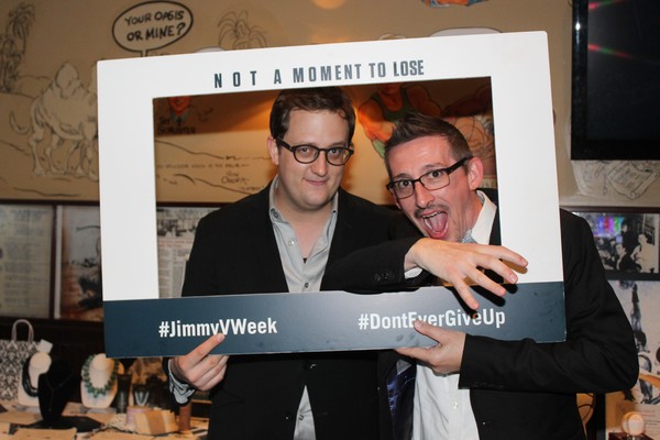 Photo Coverage: Christian Hoff and Friends Celebrate Tony Night at the Palm! Image
