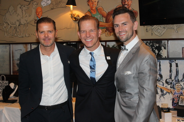 Photo Coverage: Christian Hoff and Friends Celebrate Tony Night at the Palm! Image