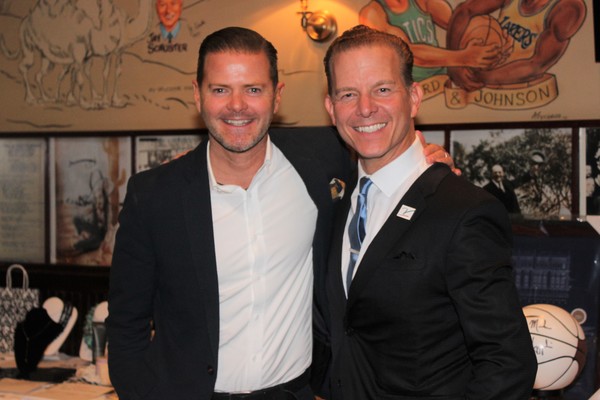 Photo Coverage: Christian Hoff and Friends Celebrate Tony Night at the Palm! Image