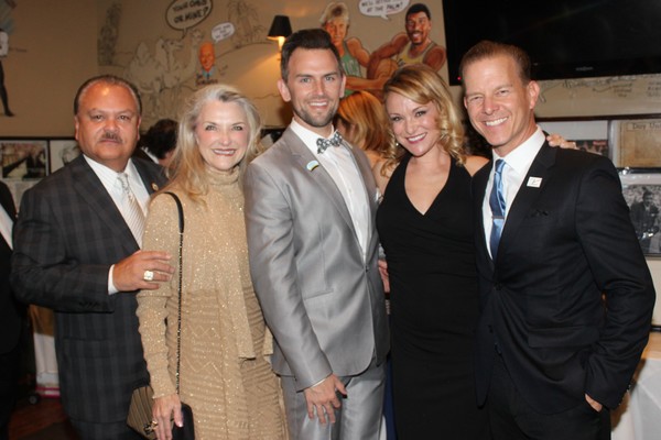 Photo Coverage: Christian Hoff and Friends Celebrate Tony Night at the Palm! Image