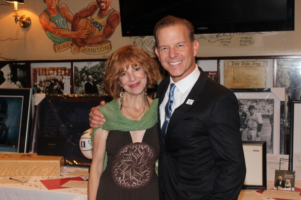 Photo Coverage: Christian Hoff and Friends Celebrate Tony Night at the Palm! Image