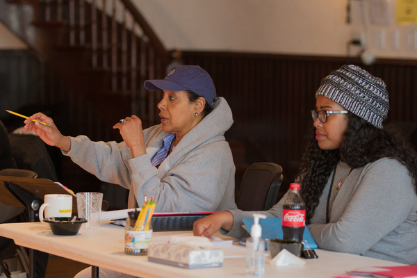 Photo Flash: In Rehearsal with Steppenwolf's THE ROOMMATE Image