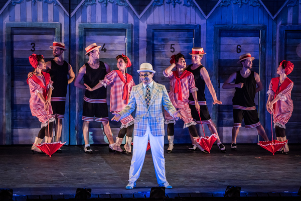 Photo Flash: JEROME ROBBINS' BROADWAY Opens The Muny's Centennial Season Image