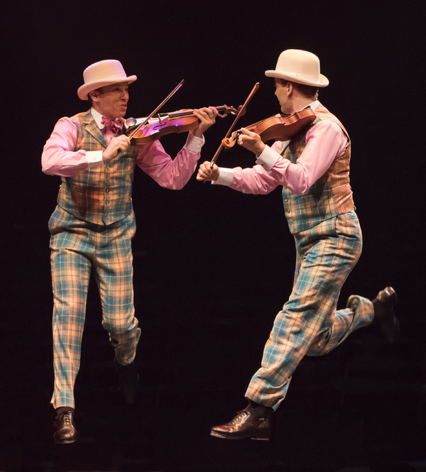 Photo Flash: Broadway At Music Circus Season Opens with SINGIN' IN THE RAIN 