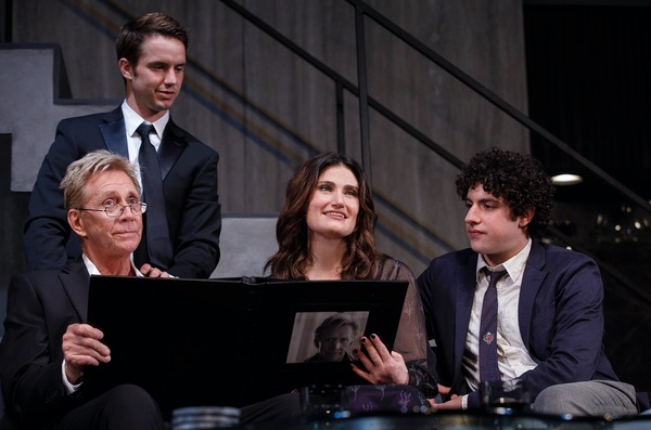 Photo Flash: First Look at Idina Menzel & Company in SKINTIGHT! Image