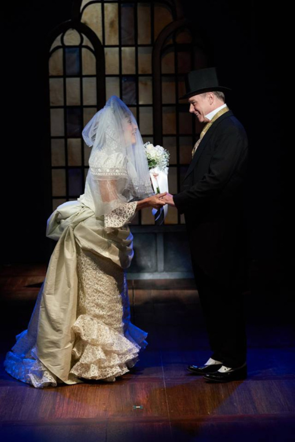 STAGES St. Louis
I DO! I DO!
Kari Ely & David Schmittou
Photo by Peter Wochniak, ProP Photo