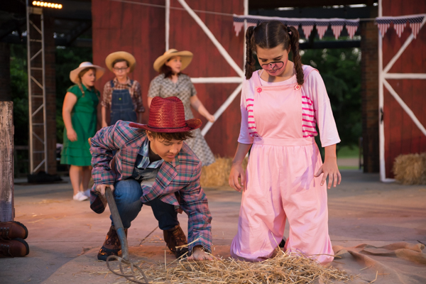 Photo Coverage: First look at Curtain Players' CHARLOTTE'S WEB Image