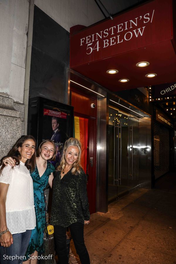 Photo Coverage: Corinna Sowers Adler brings Something Beautiful to Feinstein's/54 Below 