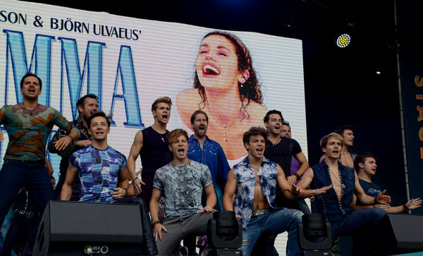 Photo Flash: The West End's Best Come Out For West End Live - DREAMGIRLS, MAMMA MIA!, CHICAGO, THRILLER LIVE Image