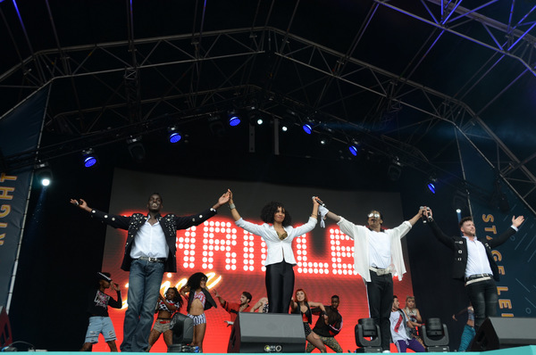 Photo Flash: The West End's Best Come Out For West End Live - DREAMGIRLS, MAMMA MIA!, CHICAGO, THRILLER LIVE Image