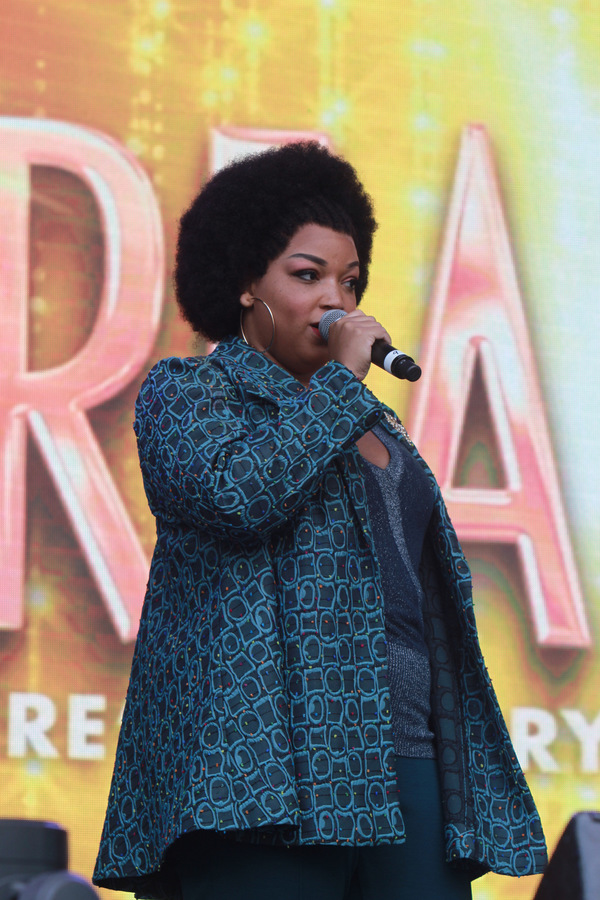 Photo Flash: The West End's Best Come Out For West End Live - DREAMGIRLS, MAMMA MIA!, CHICAGO, THRILLER LIVE Image