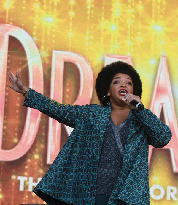 Photo Flash: The West End's Best Come Out For West End Live - DREAMGIRLS, MAMMA MIA!, CHICAGO, THRILLER LIVE Image