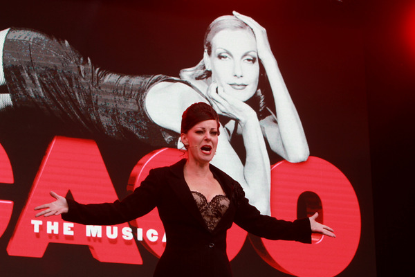 Photo Flash: The West End's Best Come Out For West End Live - DREAMGIRLS, MAMMA MIA!, CHICAGO, THRILLER LIVE Image