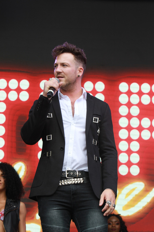 Photo Flash: The West End's Best Come Out For West End Live - DREAMGIRLS, MAMMA MIA!, CHICAGO, THRILLER LIVE Image