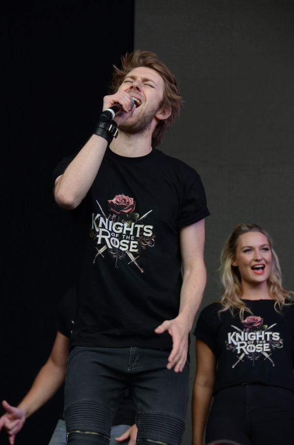 Photo Flash: The West End's Best Come Out For West End Live - THE KNIGHTS OF THE ROSE, Matt Cardle, Louise Dearman Image