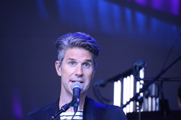 Photo Coverage: ROGER DALTREY AND THE NO PLAN B BAND Play Forest Hills with The New York Pops Image