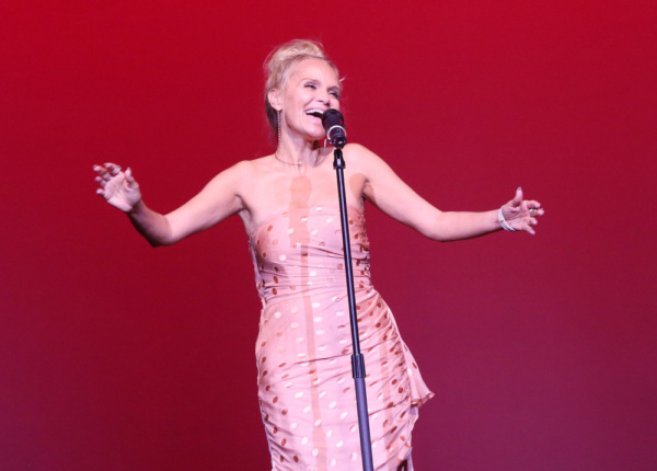 Kristin Chenoweth performs Much More from THE FANTASTICKS at The 2nd Annual Kristi Aw Photo